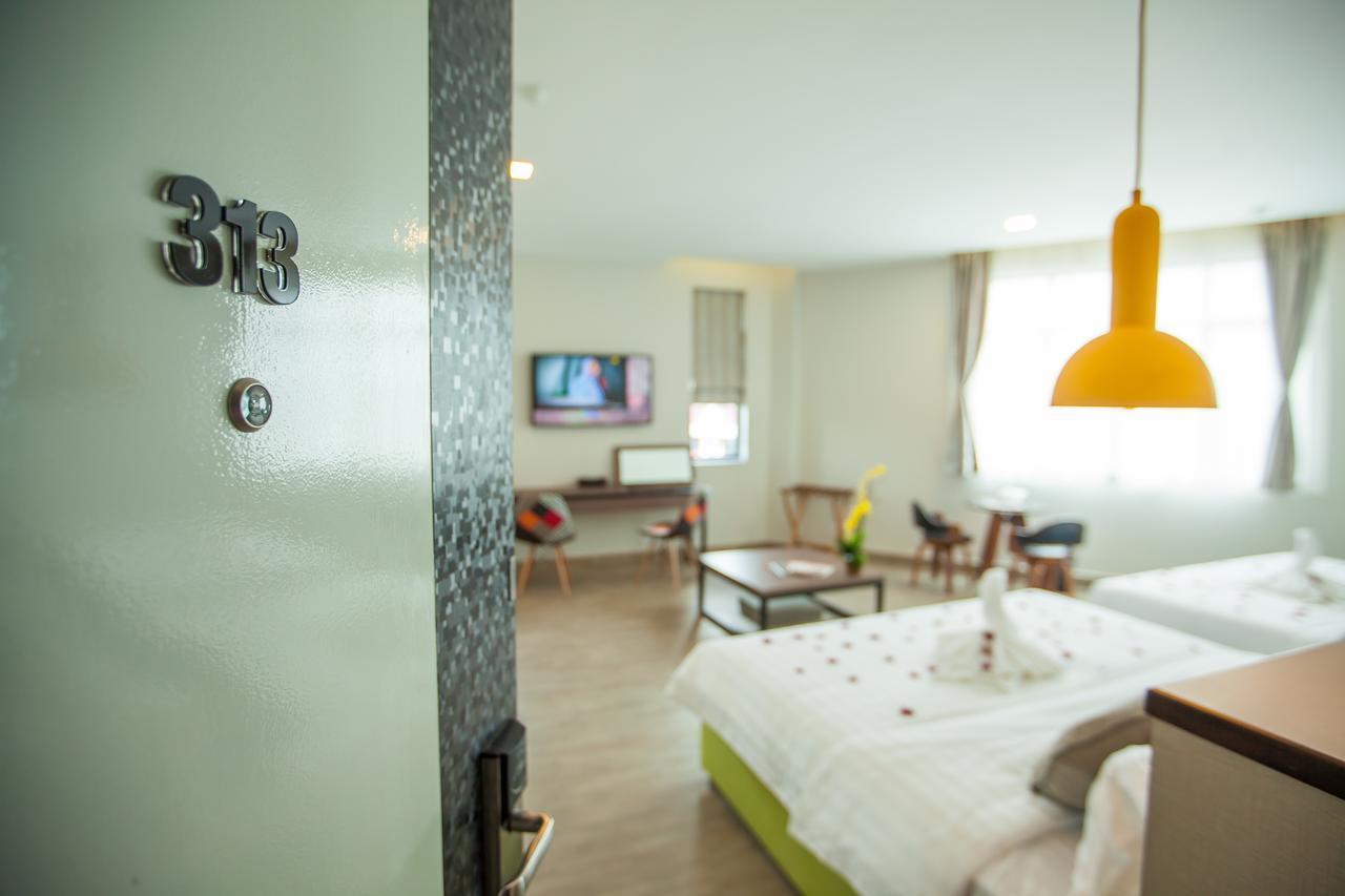 Bzz Hotel Skudai Kültér fotó