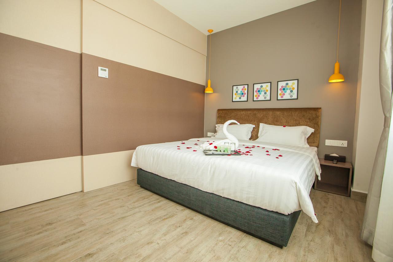 Bzz Hotel Skudai Kültér fotó