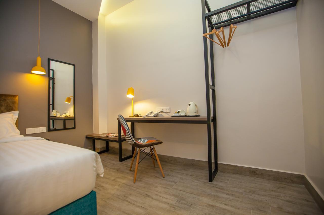Bzz Hotel Skudai Kültér fotó