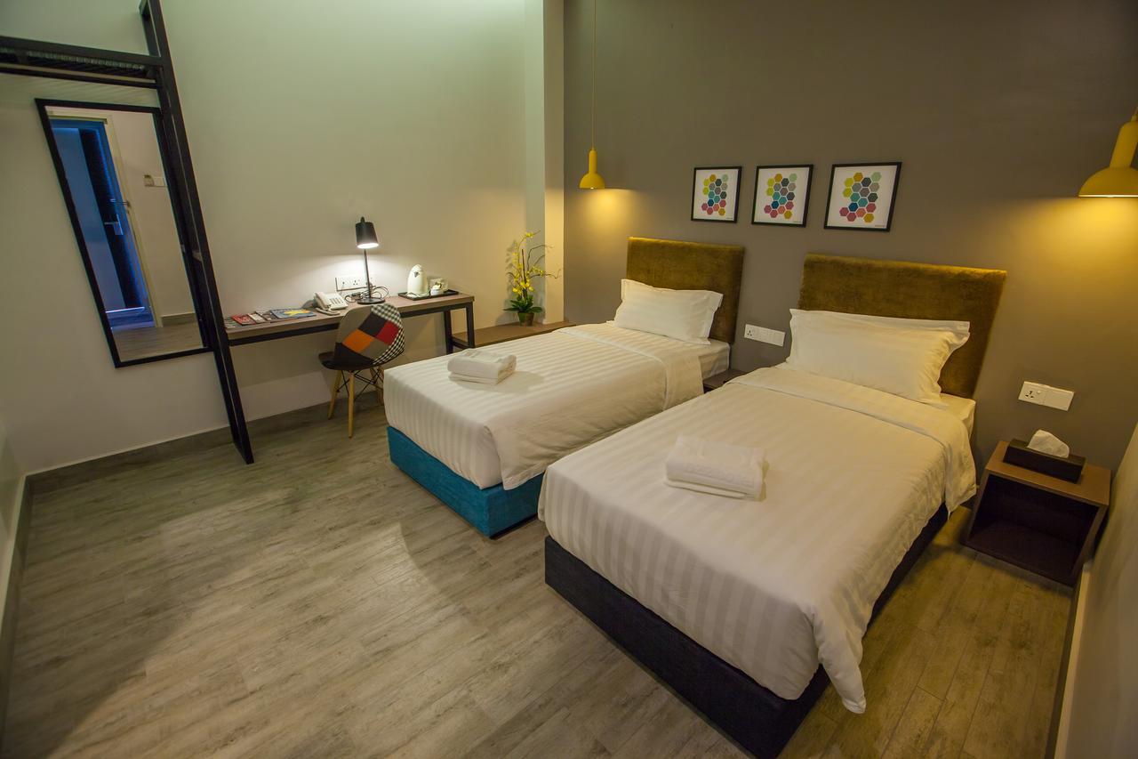 Bzz Hotel Skudai Kültér fotó